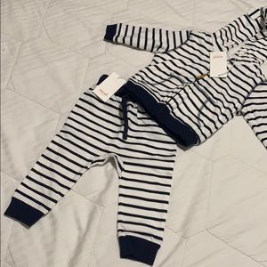 🇦🇺White & Navy striped zip up hoodie jogger set